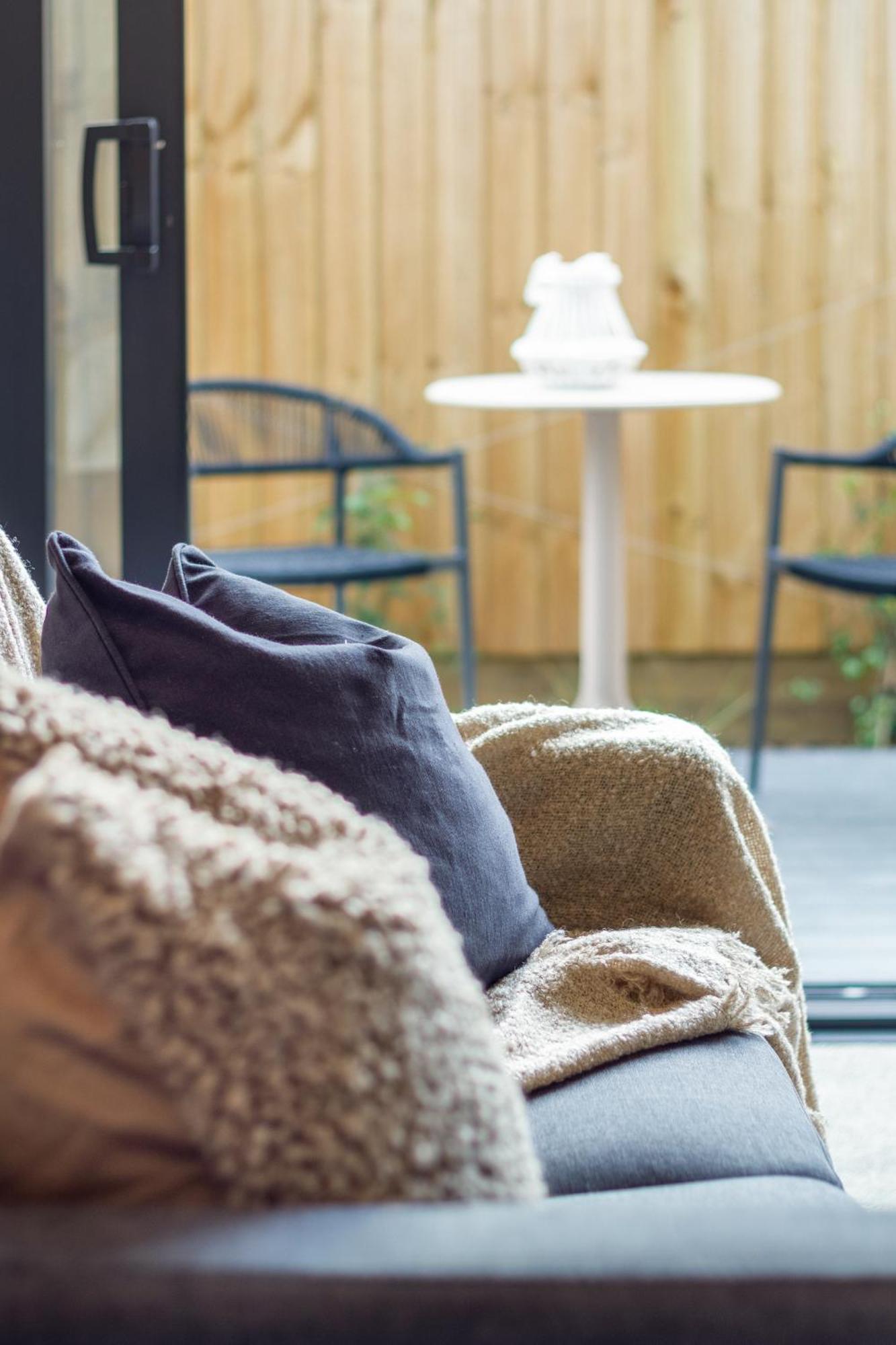 Single Level Studio, Cbd Escape: King Bed Christchurch Buitenkant foto