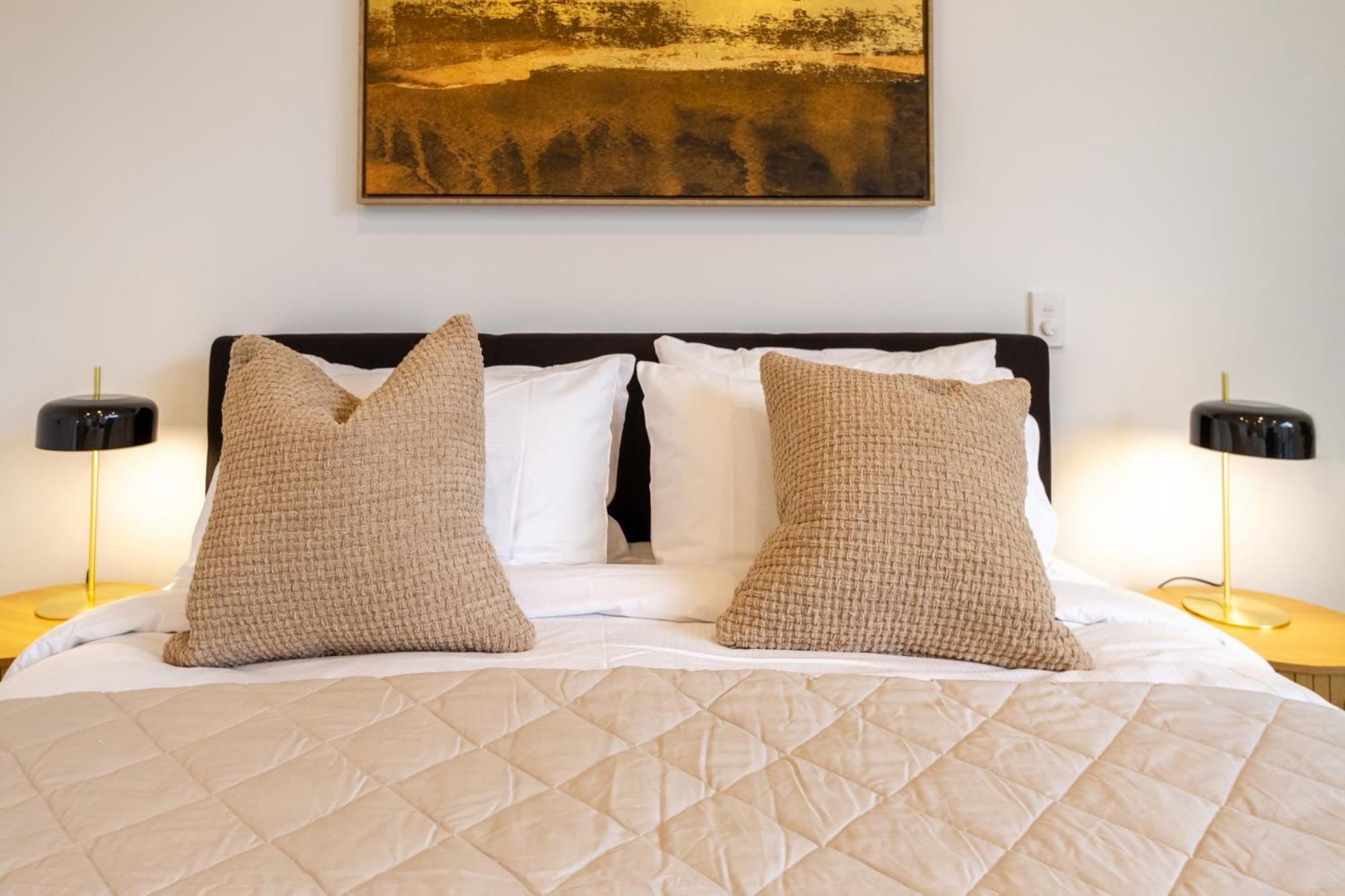 Single Level Studio, Cbd Escape: King Bed Christchurch Buitenkant foto
